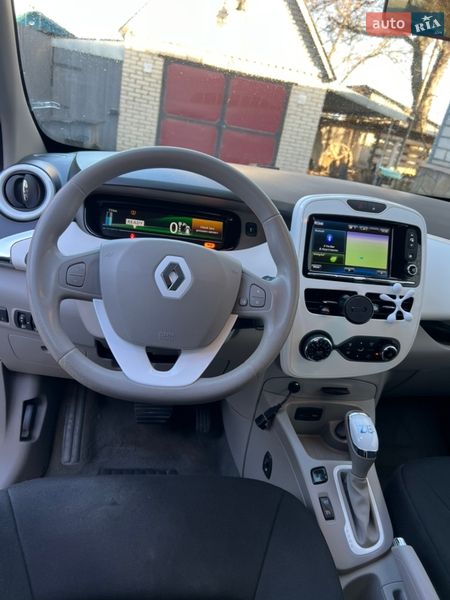 Хэтчбек Renault Zoe 2016 в Рожище