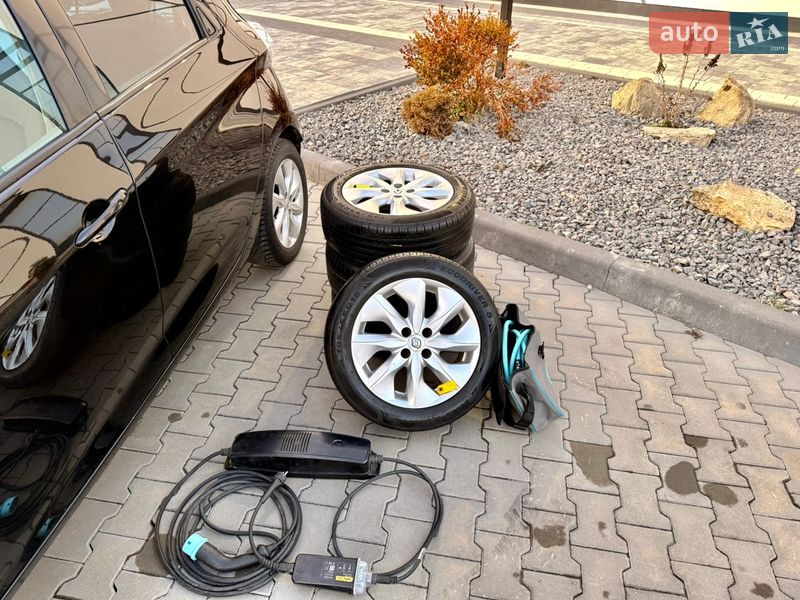 Хэтчбек Renault Zoe 2015 в Луцке