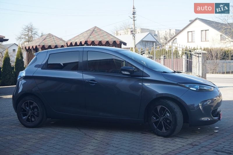 Хэтчбек Renault Zoe 2018 в Самборе