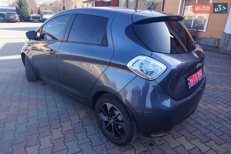 Хэтчбек Renault Zoe 2018 в Самборе