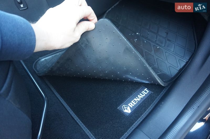 Хэтчбек Renault Zoe 2018 в Самборе