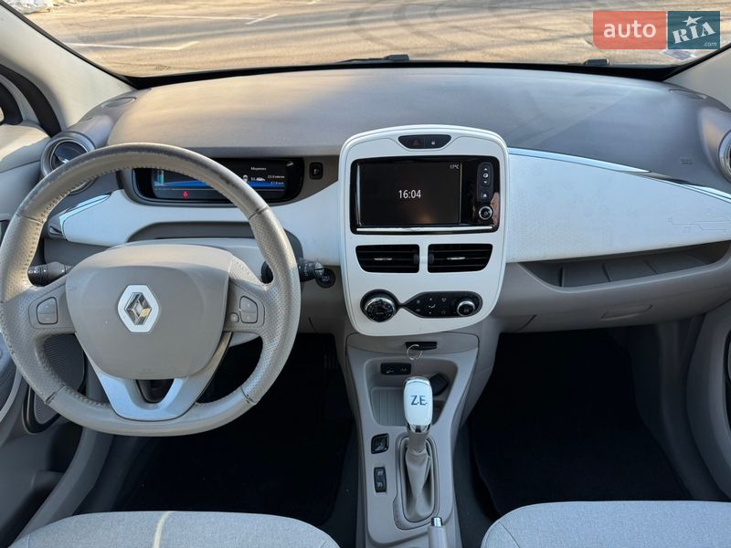 Хэтчбек Renault Zoe 2017 в Киеве