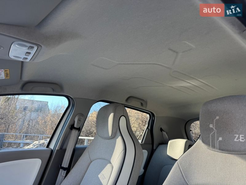 Хэтчбек Renault Zoe 2017 в Киеве