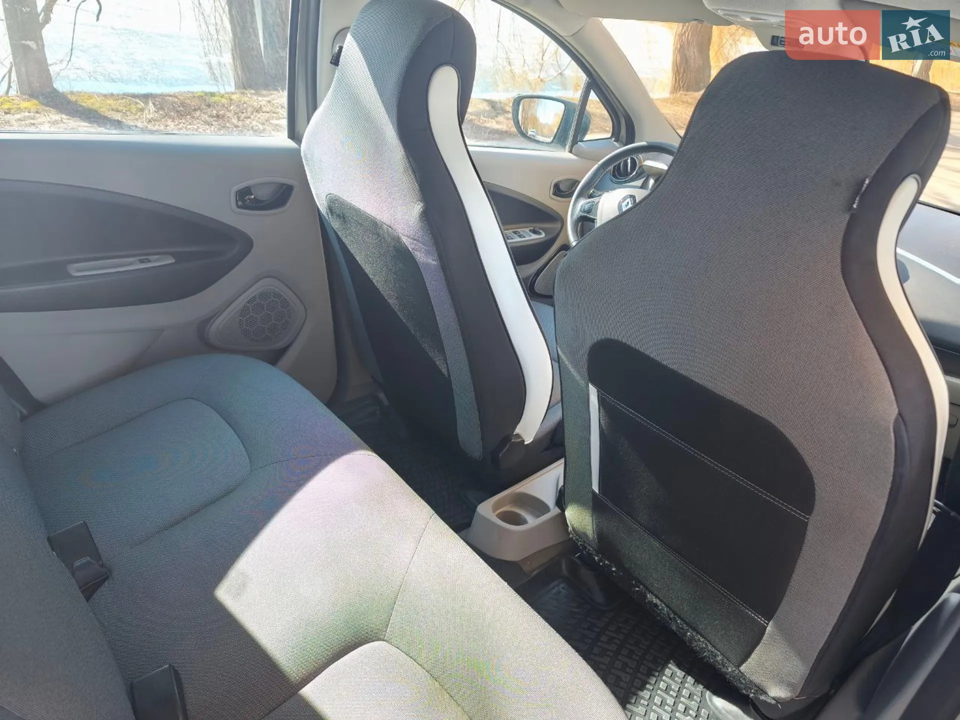2015 Renault ZOE - мініатюра 15