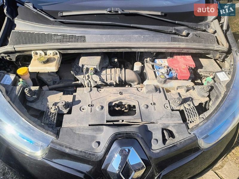 Хэтчбек Renault Zoe 2015 в Киеве