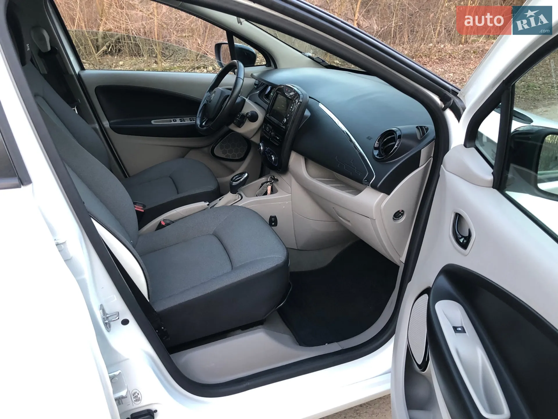 Renault Zoe 2016 VIN VF1AGVYB055583609 фото оголошення 15 з 17