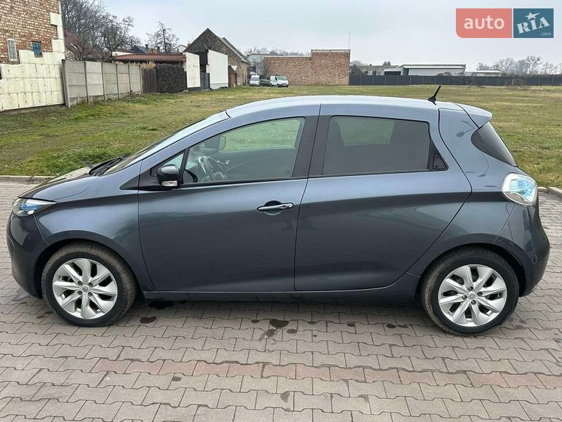 Хэтчбек Renault Zoe 2017 в Киеве