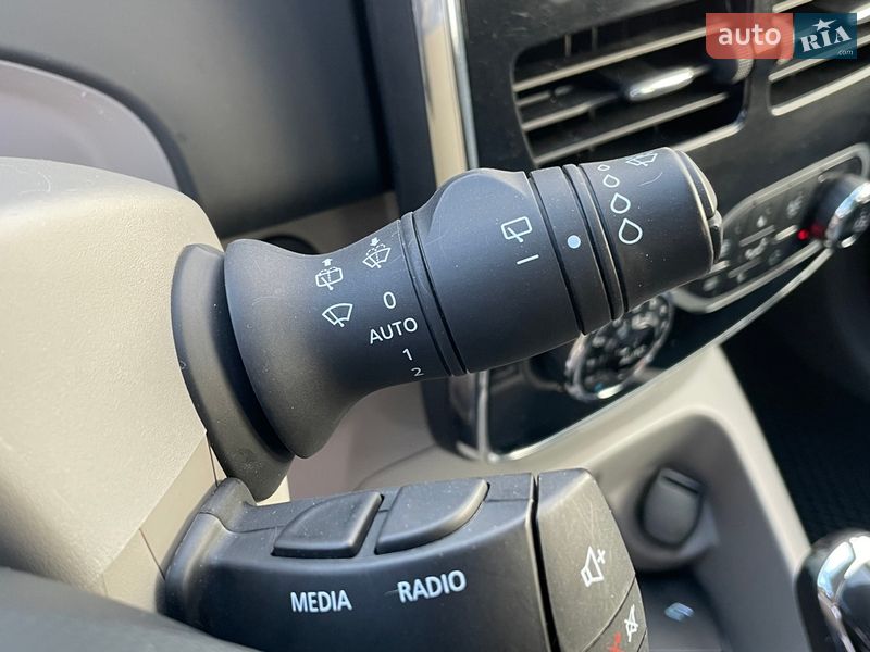 Хетчбек Renault Zoe 2016 в Тернополі