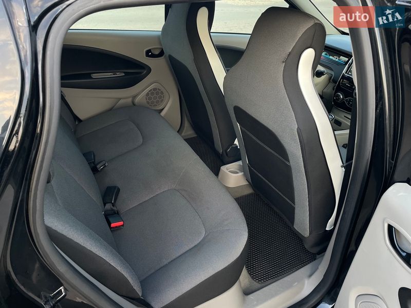 Хетчбек Renault Zoe 2016 в Тернополі