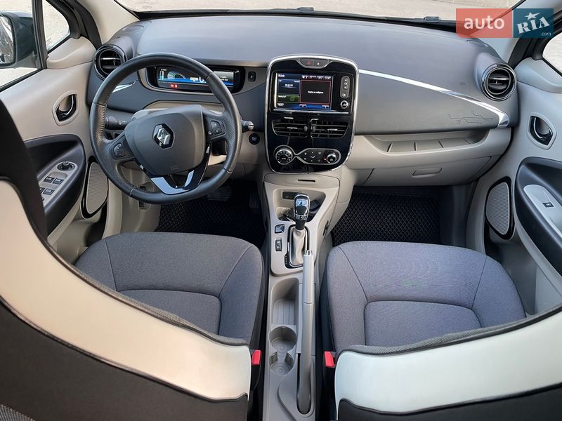 Хетчбек Renault Zoe 2016 в Тернополі