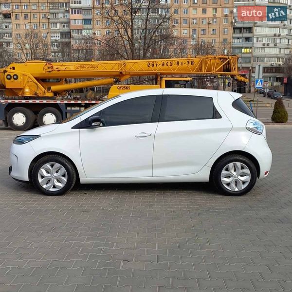 Хэтчбек Renault Zoe 2019 в Кривом Роге фото 6 Хэтчбек Renault Zoe 2019 в Кривом Роге