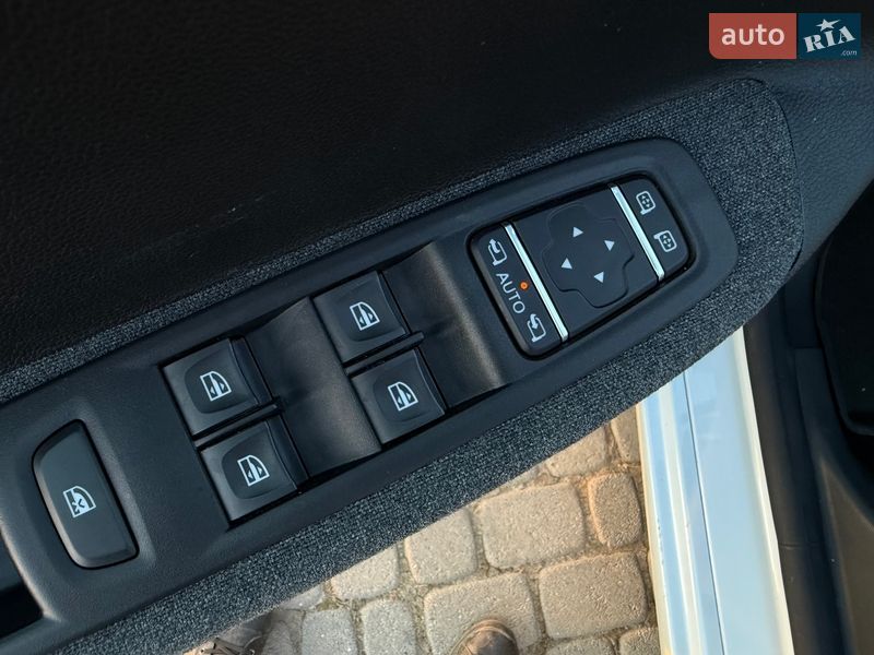 Хетчбек Renault Zoe 2021 в Львові фото 62 Хетчбек Renault Zoe 2021 в Львові