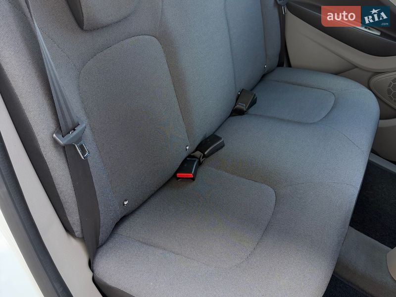 Хэтчбек Renault Zoe 2014 в Ровно