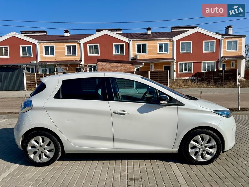 Хэтчбек Renault Zoe 2015 в Киеве фото 7 Хэтчбек Renault Zoe 2015 в Киеве