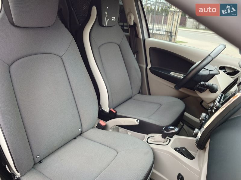 Хэтчбек Renault Zoe 2016 в Самборе