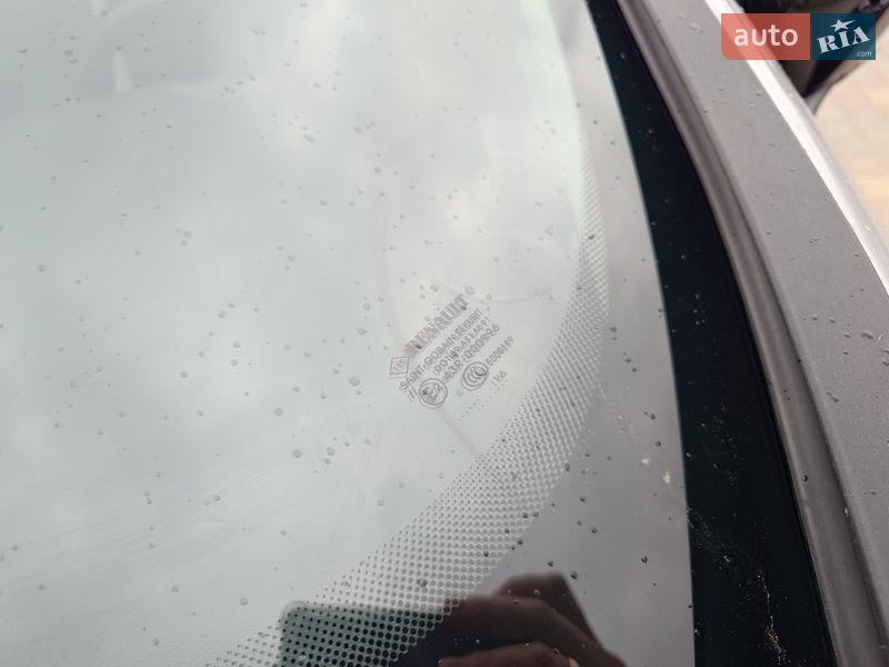 Хэтчбек Renault Zoe 2016 в Самборе