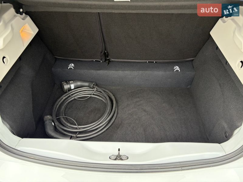 Хэтчбек Renault Zoe 2023 в Тернополе фото 29 Хэтчбек Renault Zoe 2023 в Тернополе