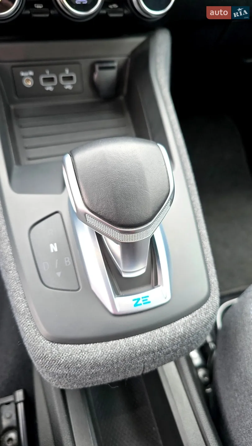 2022 Renault ZOE - мініатюра 12