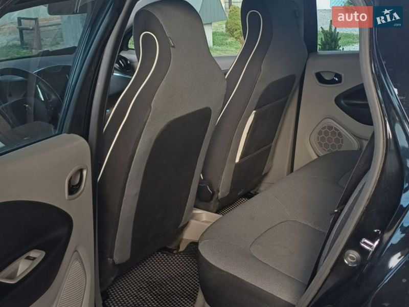 Хэтчбек Renault Zoe 2014 в Львове фото 12 Хэтчбек Renault Zoe 2014 в Львове