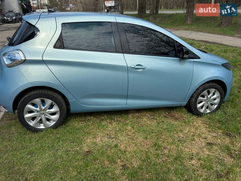 Хетчбек Renault Zoe 2015 в Хмельницькому