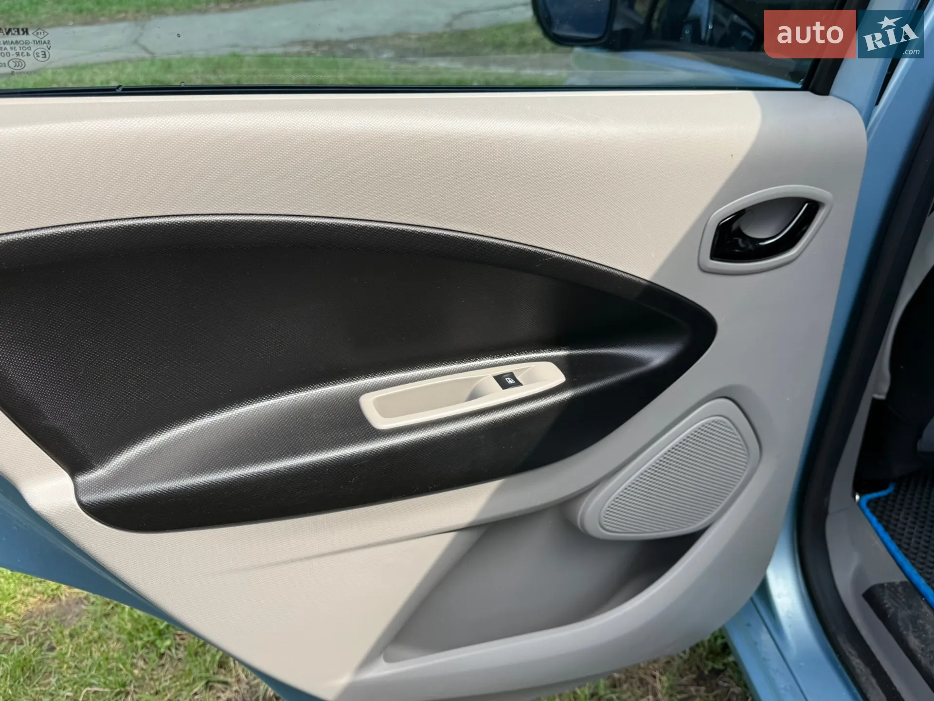 2015 Renault ZOE - мініатюра 9