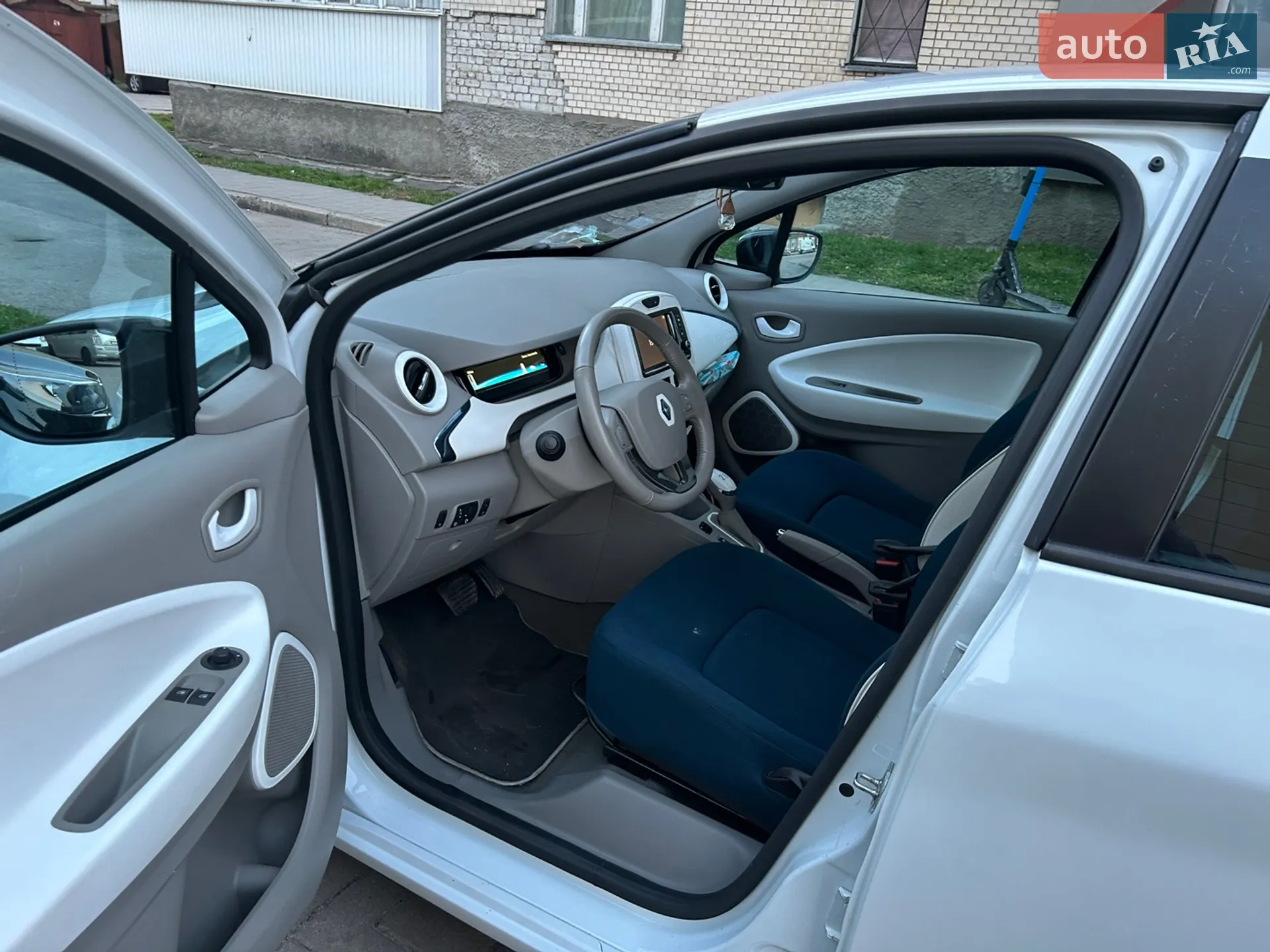 2013 Renault ZOE - мініатюра 14