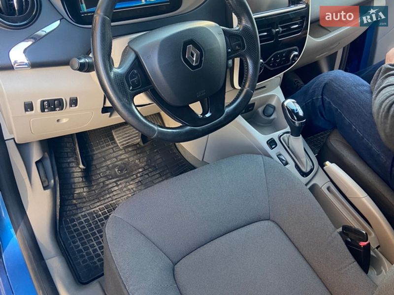Хэтчбек Renault Zoe 2016 в Ровно