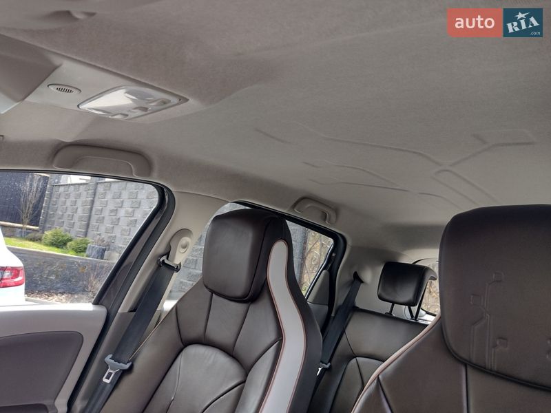 Хэтчбек Renault Zoe 2017 в Ровно