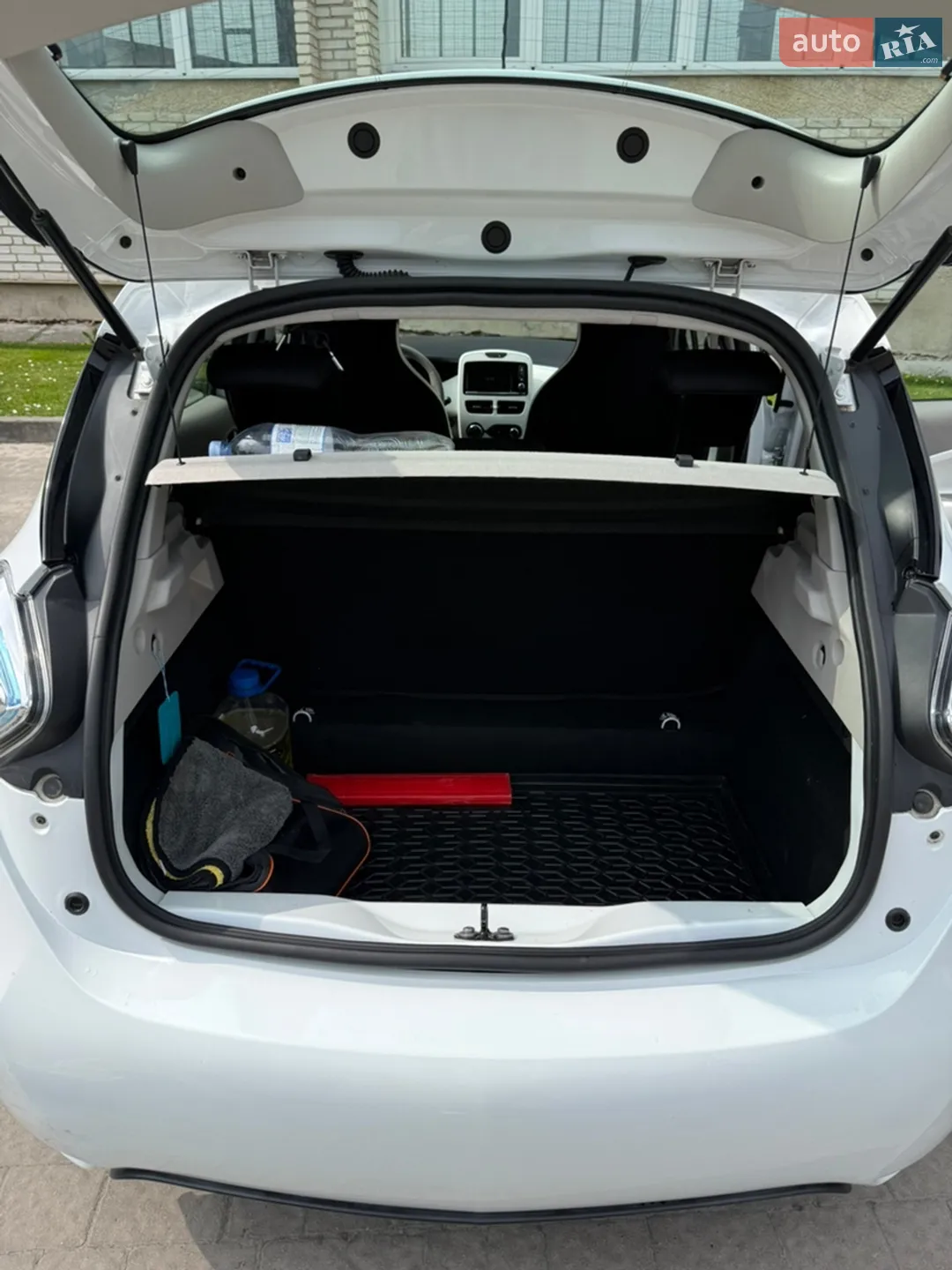 2017 Renault ZOE - мініатюра 9