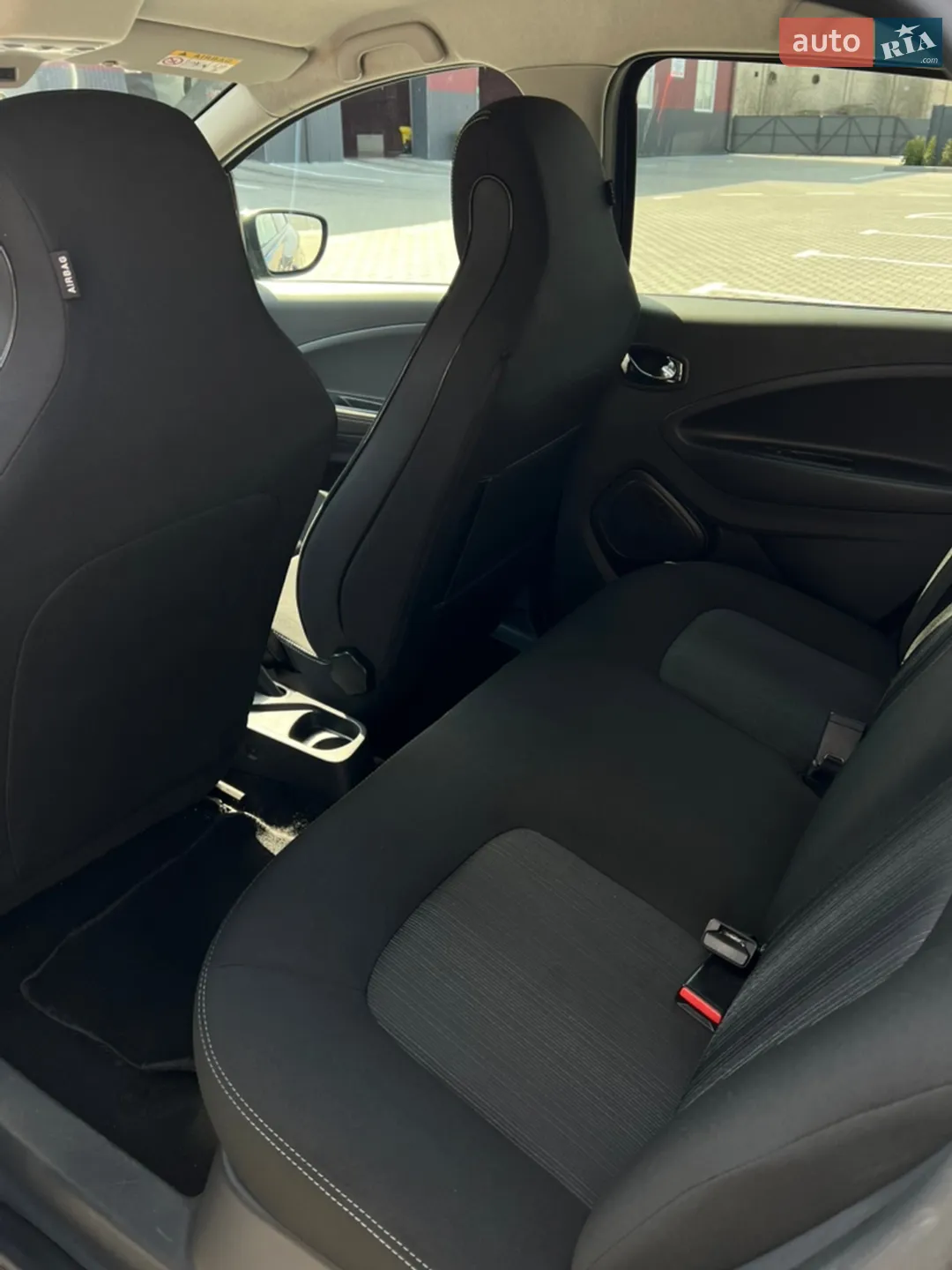 2017 Renault ZOE - мініатюра 8