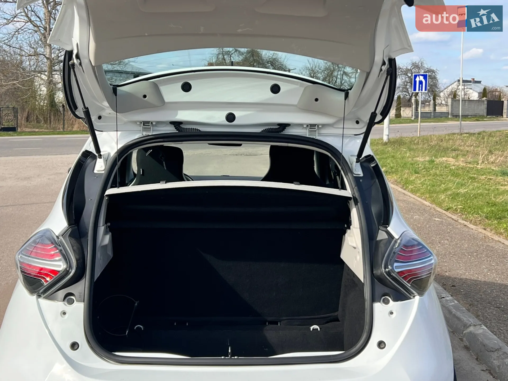 2020 Renault ZOE - мініатюра 8