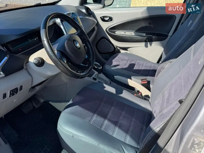 Renault Zoe 2014 VIN VF1AGVYA051937383 фото оголошення 12 з 46