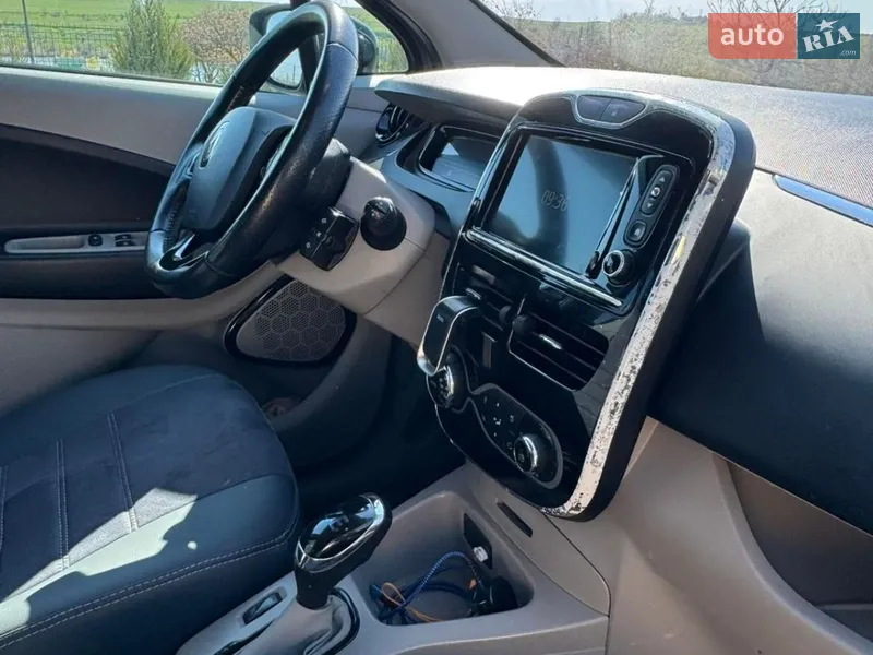 Renault Zoe 2014 VIN VF1AGVYA051937383 фото оголошення 15 з 46
