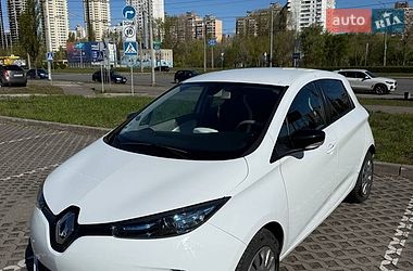Хетчбек Renault Zoe 2016 в Києві