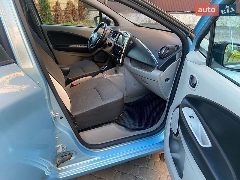 Хэтчбек Renault Zoe 2014 в Киеве