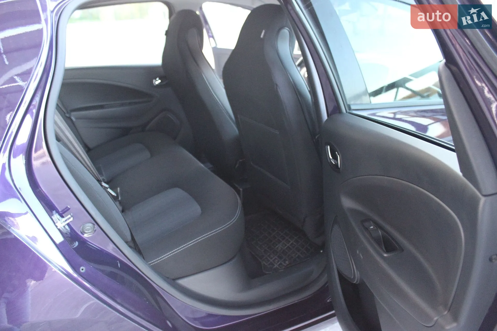 2018 Renault ZOE - мініатюра 20