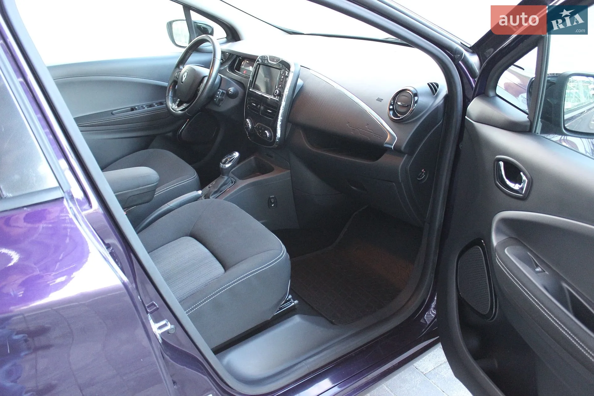 2018 Renault ZOE - мініатюра 23