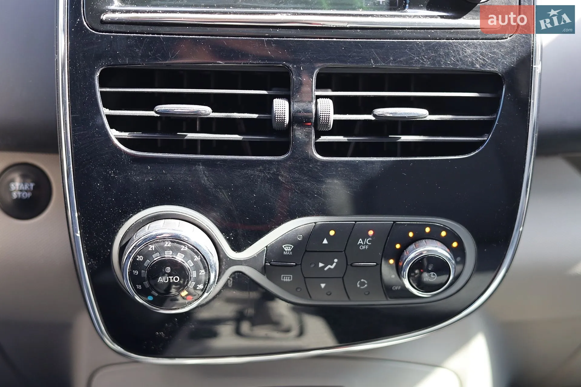 2015 Renault ZOE - мініатюра 32