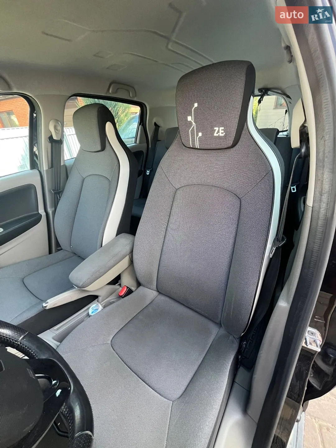 2015 Renault ZOE - мініатюра 11