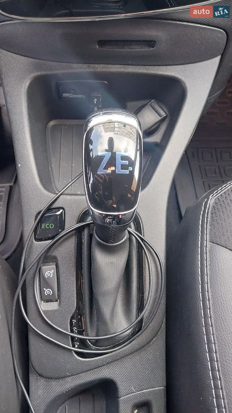 2019 Renault ZOE - мініатюра 16