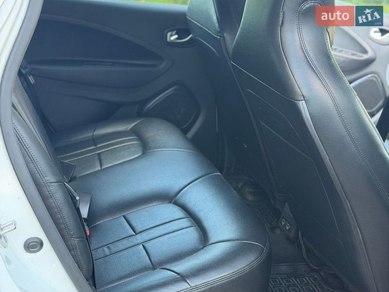 Хэтчбек Renault Zoe 2020 в Дубно
