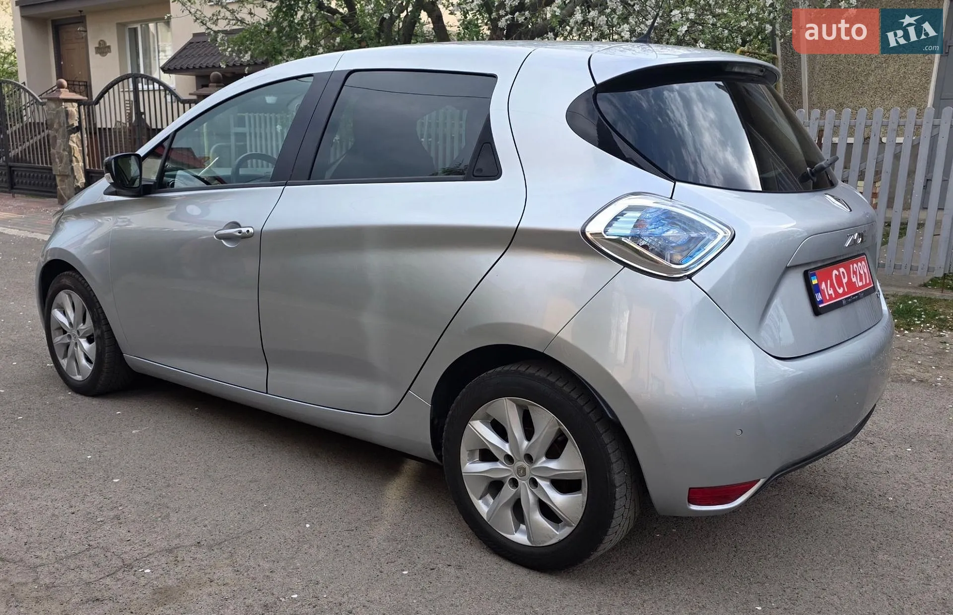 2018 Renault ZOE - мініатюра 12