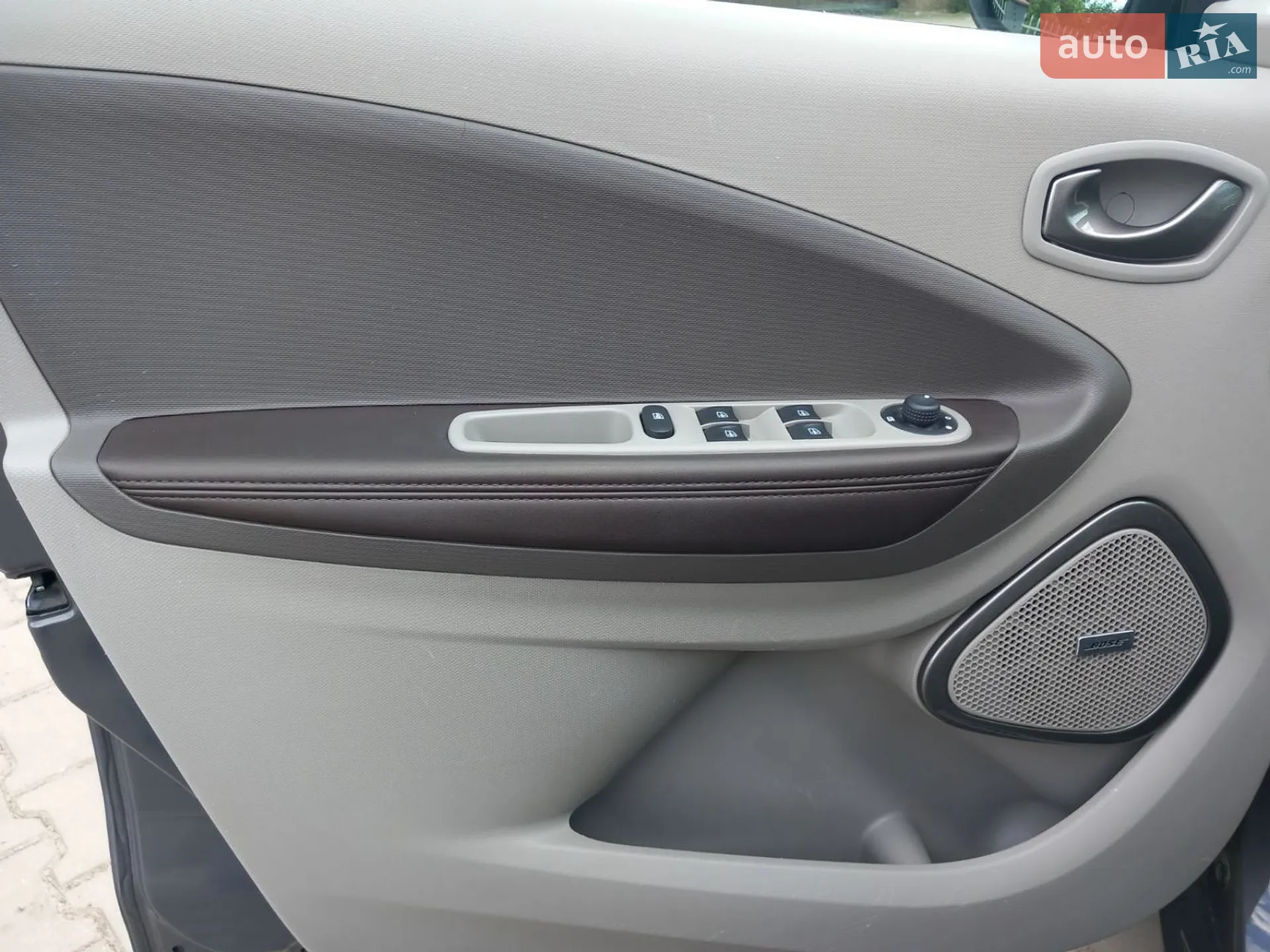 2016 Renault ZOE - мініатюра 17