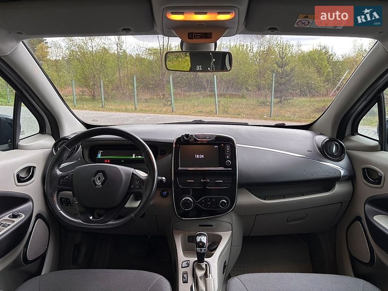 Хэтчбек Renault Zoe 2015 в Львове