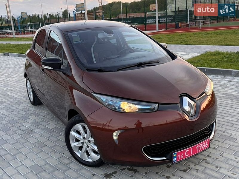 Хэтчбек Renault Zoe 2015 в Львове