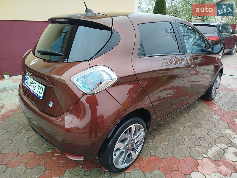 Хэтчбек Renault Zoe 2015 в Самборе