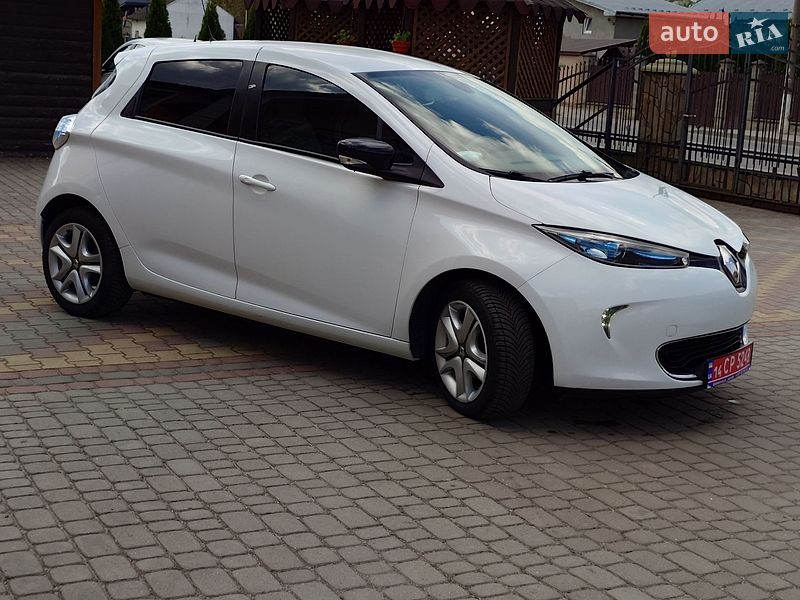 Хэтчбек Renault Zoe 2018 в Самборе