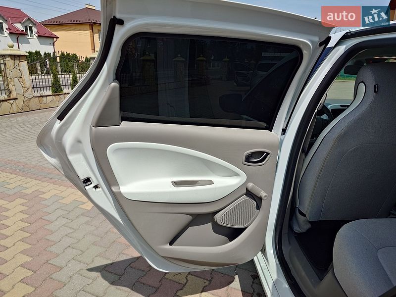 Хэтчбек Renault Zoe 2018 в Самборе