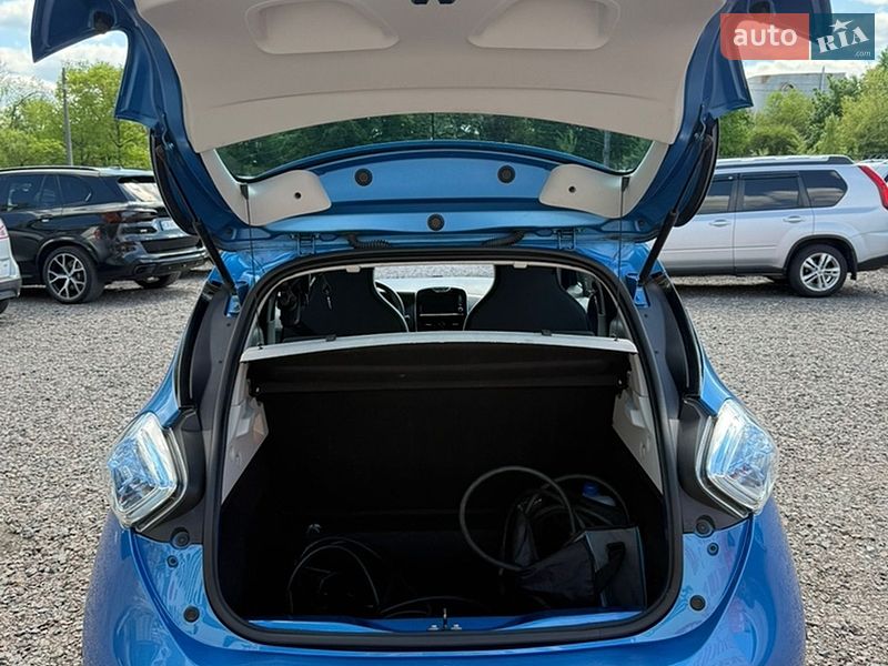 Хэтчбек Renault Zoe 2016 в Черкассах