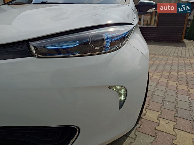 Хэтчбек Renault Zoe 2015 в Самборе